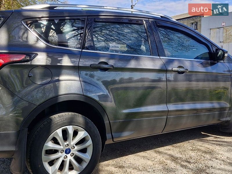 Внедорожник / Кроссовер Ford Kuga 2019 в Миргороде
