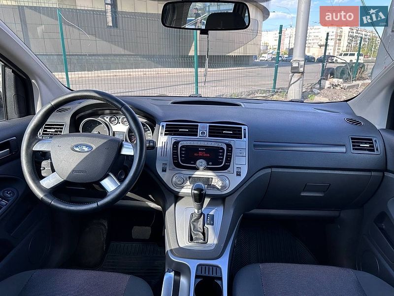 Позашляховик / Кросовер Ford Kuga 2010 в Києві