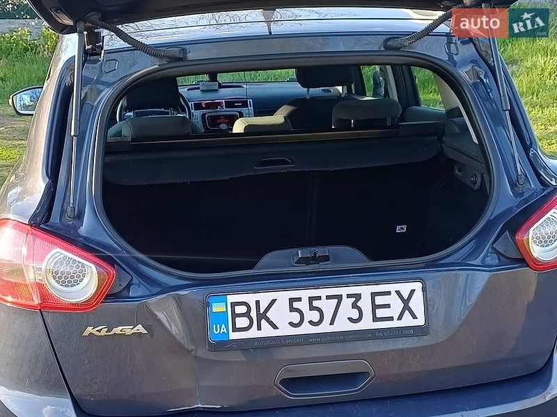 Внедорожник / Кроссовер Ford Kuga 2011 в Киеве