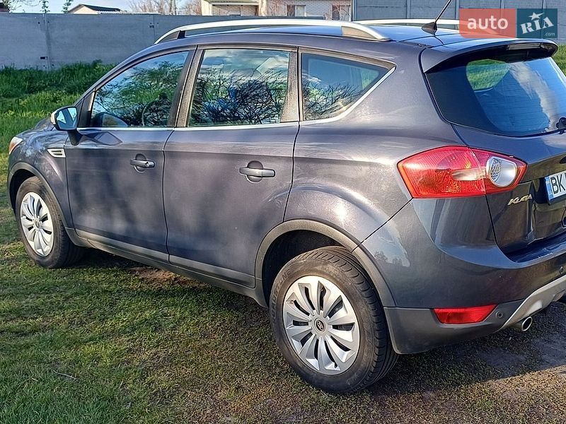 Внедорожник / Кроссовер Ford Kuga 2011 в Киеве