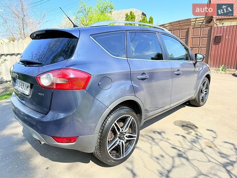 Внедорожник / Кроссовер Ford Kuga 2011 в Харькове