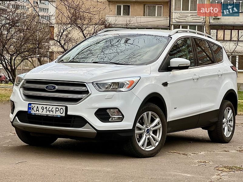 Внедорожник / Кроссовер Ford Kuga 2016 в Киеве