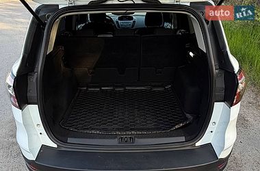 Позашляховик / Кросовер Ford Kuga 2017 в Дніпрі