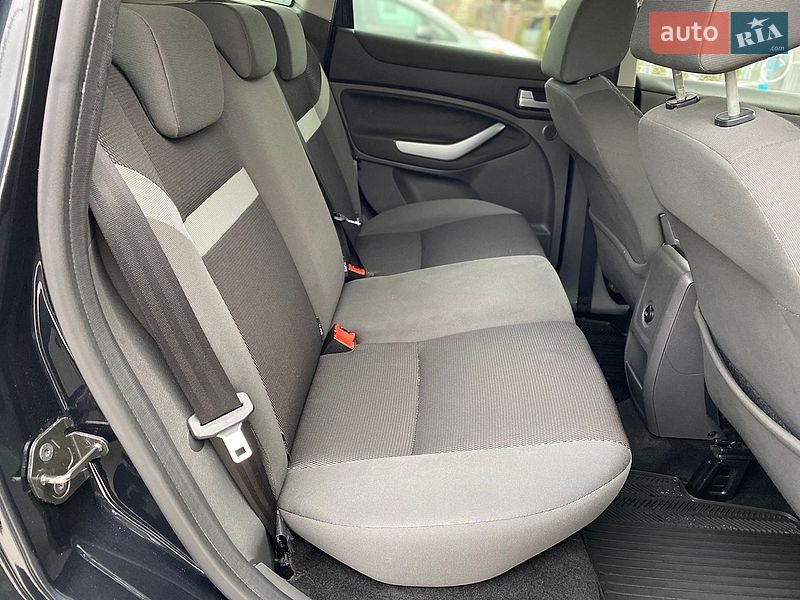 Внедорожник / Кроссовер Ford Kuga 2012 в Виннице