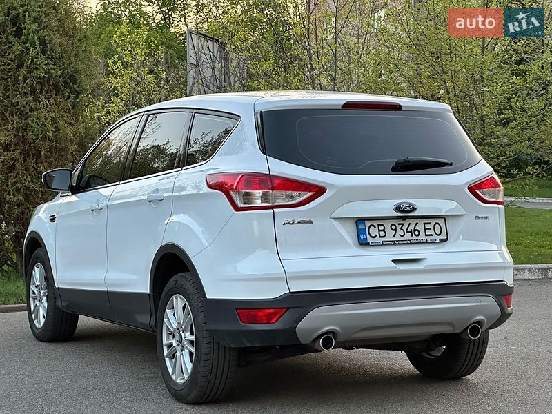 Позашляховик / Кросовер Ford Kuga 2015 в Чернігові
