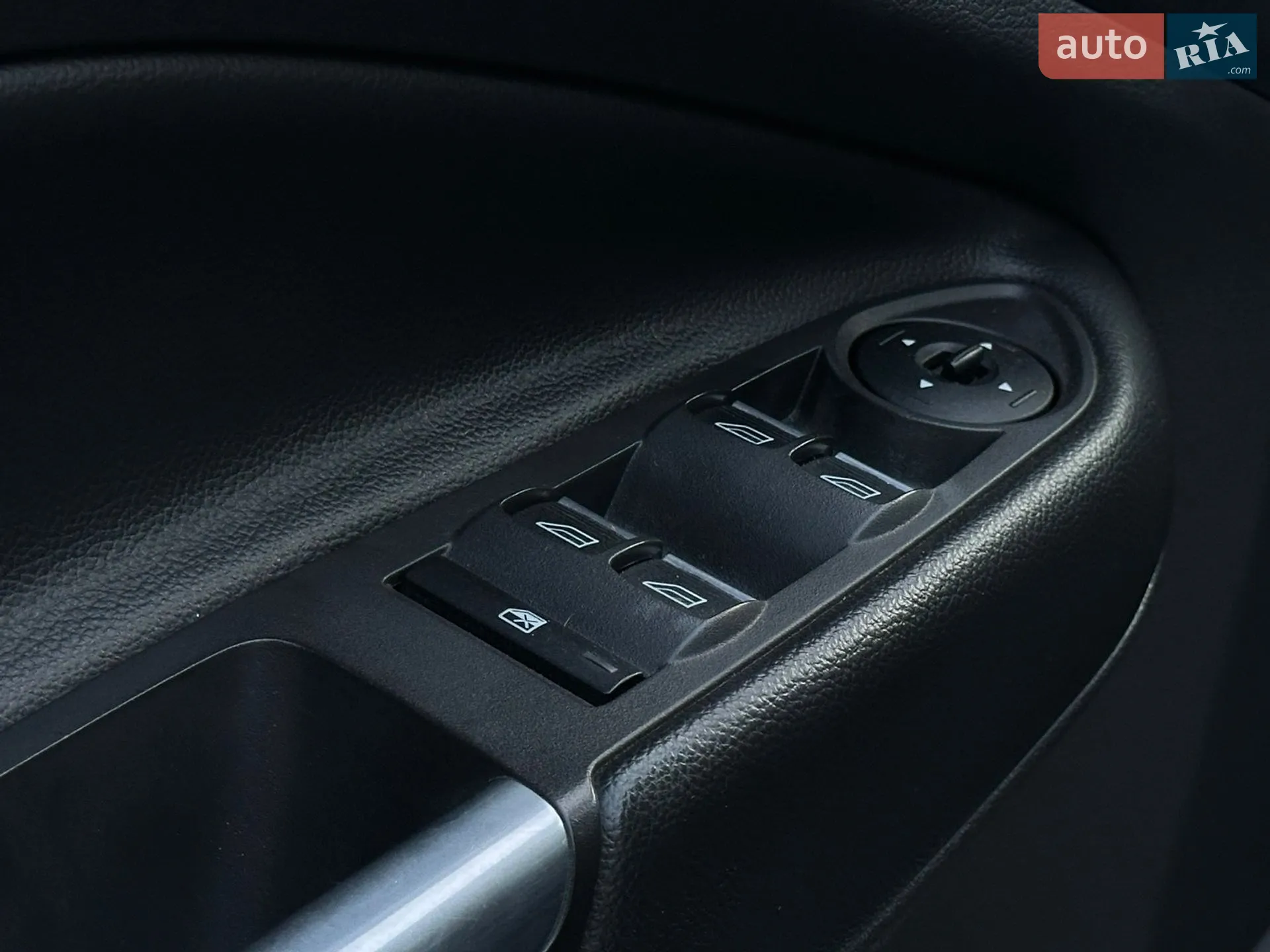 2015 Ford Kuga - мініатюра 32