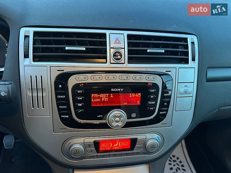 Внедорожник / Кроссовер Ford Kuga 2012 в Луцке