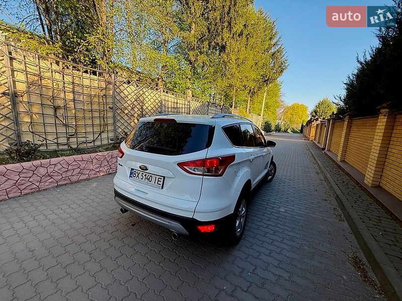 Внедорожник / Кроссовер Ford Kuga 2013 в Хмельницком