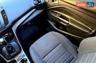 Внедорожник / Кроссовер Ford Kuga 2013 в Хмельницком