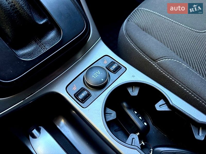 Внедорожник / Кроссовер Ford Kuga 2013 в Хмельницком