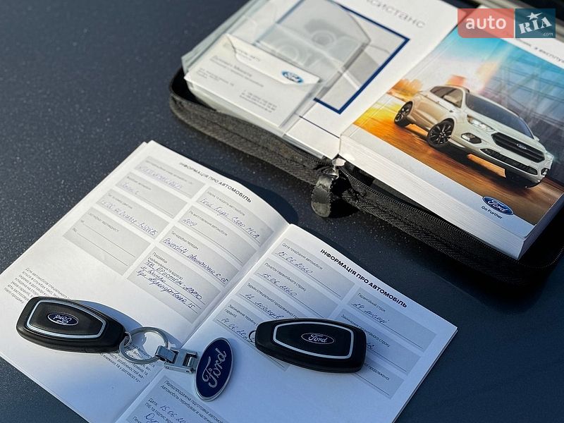 Внедорожник / Кроссовер Ford Kuga 2019 в Днепре