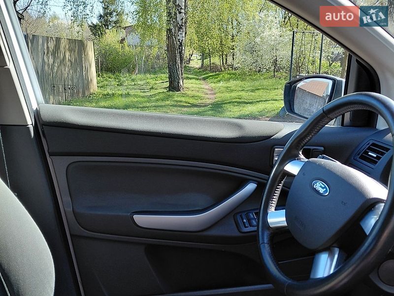 Позашляховик / Кросовер Ford Kuga 2012 в Ніжині