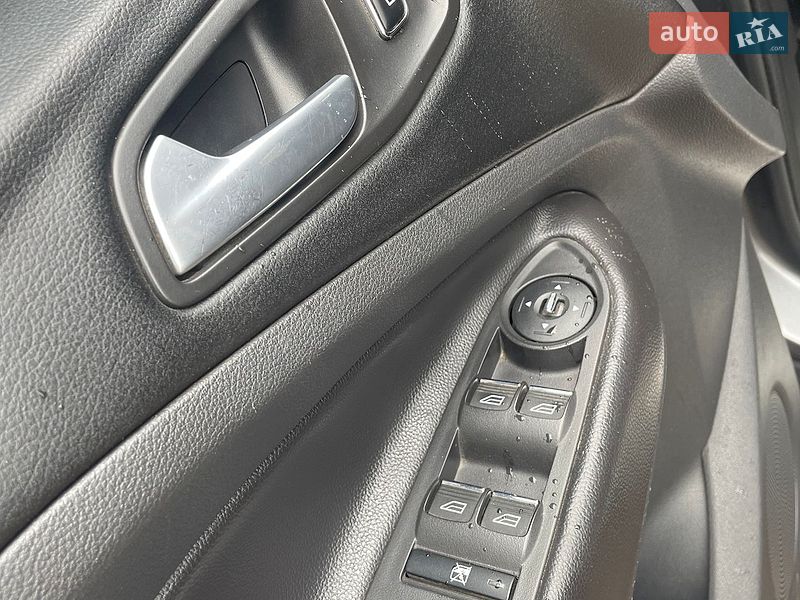 Позашляховик / Кросовер Ford Kuga 2013 в Кропивницькому