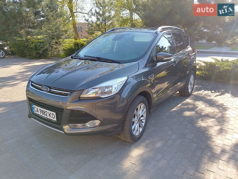 Внедорожник / Кроссовер Ford Kuga 2016 в Каменке