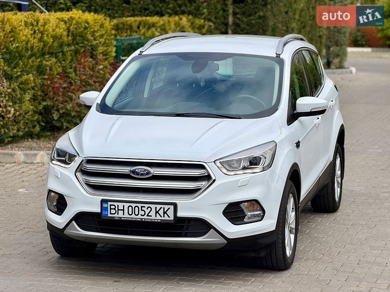 Внедорожник / Кроссовер Ford Kuga 2019 в Одессе