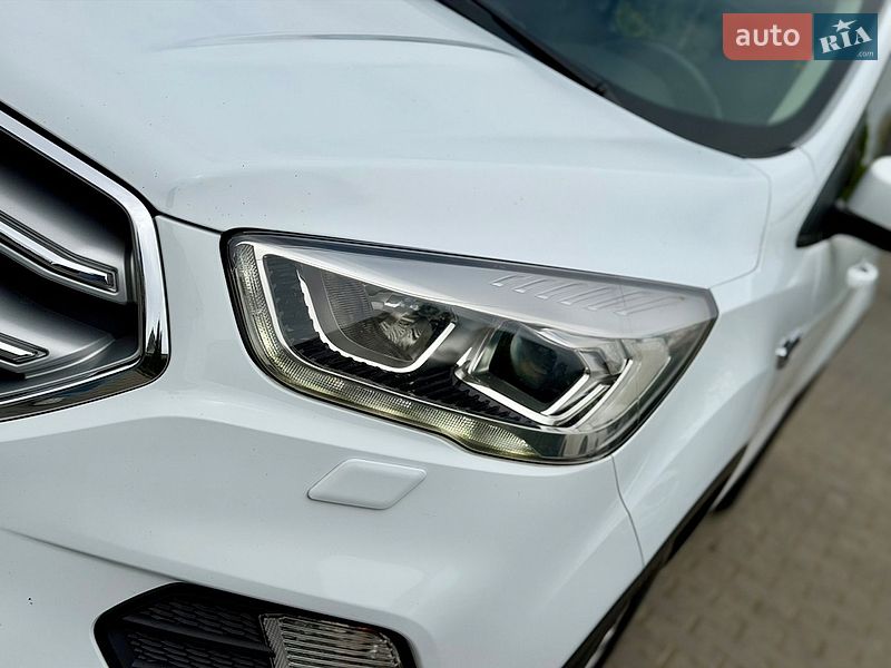 Внедорожник / Кроссовер Ford Kuga 2019 в Одессе