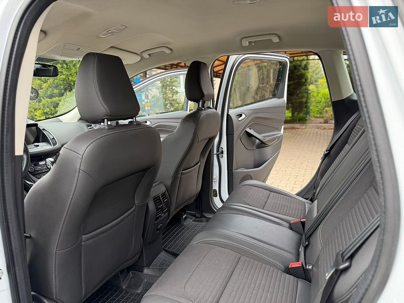 Внедорожник / Кроссовер Ford Kuga 2019 в Одессе