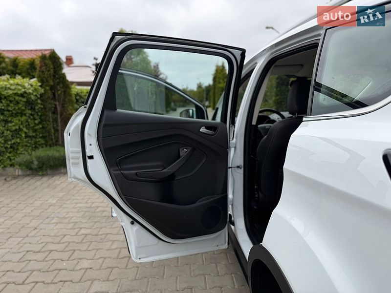 Внедорожник / Кроссовер Ford Kuga 2019 в Одессе