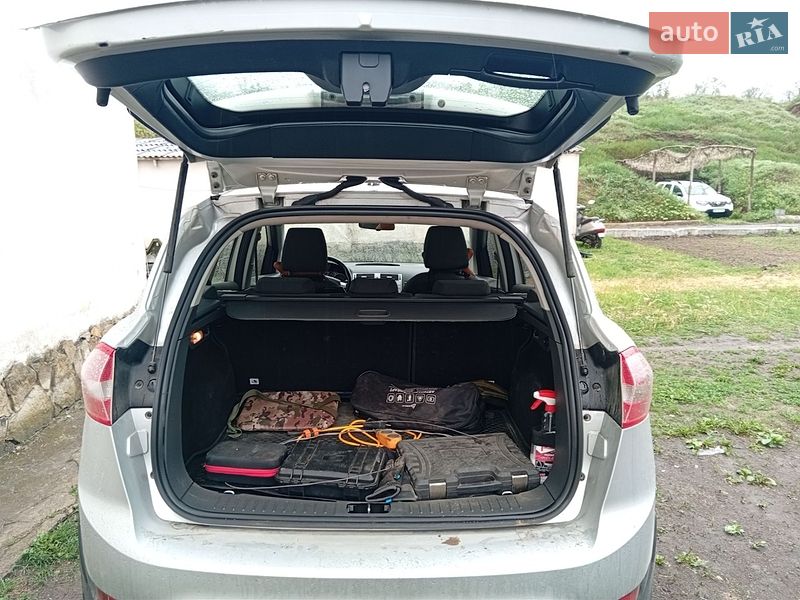 Внедорожник / Кроссовер Ford Kuga 2011 в Ямполе