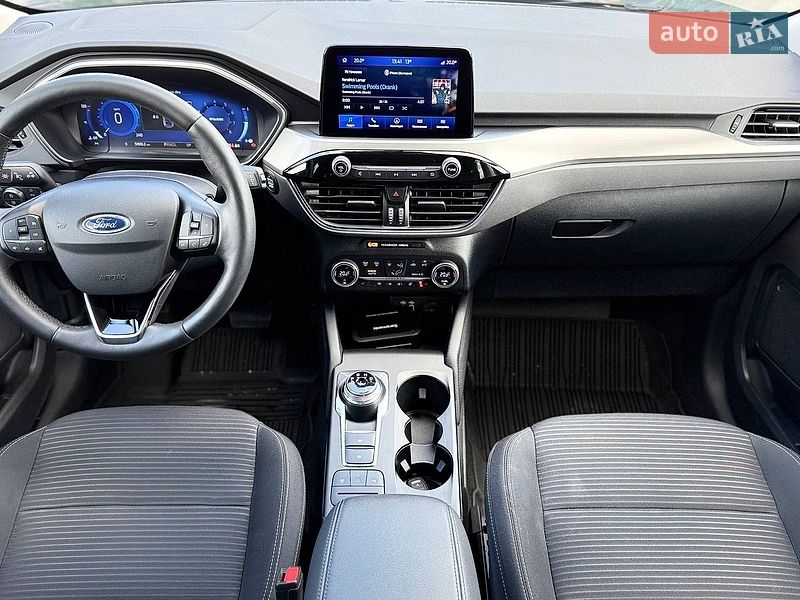 Позашляховик / Кросовер Ford Kuga 2021 в Кропивницькому