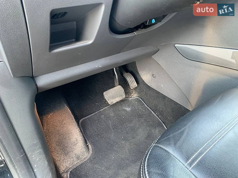 Позашляховик / Кросовер Ford Kuga 2012 в Києві