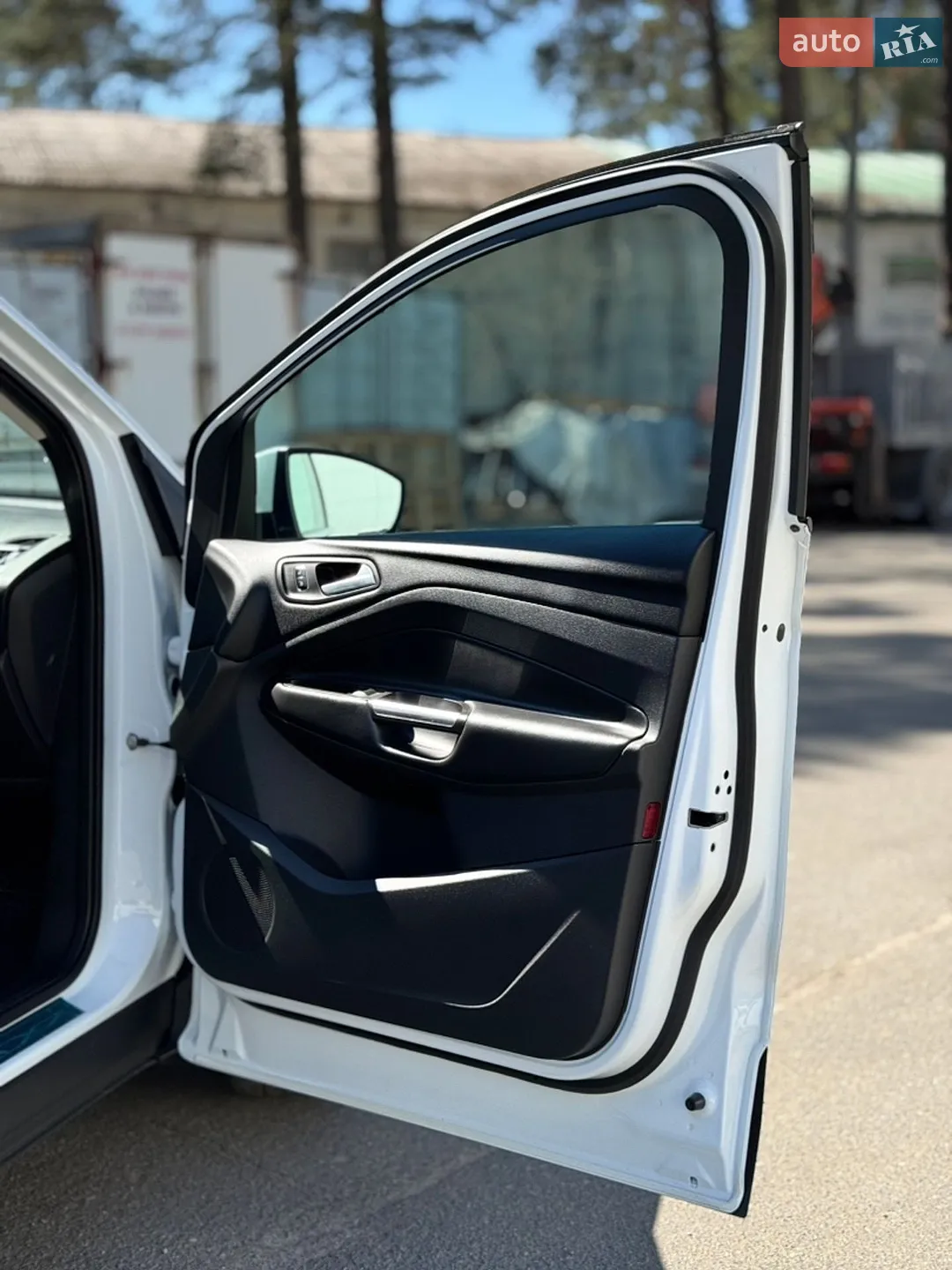 2019 Ford Kuga - мініатюра 32