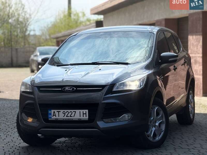 Позашляховик / Кросовер Ford Kuga 2014 в Івано-Франківську