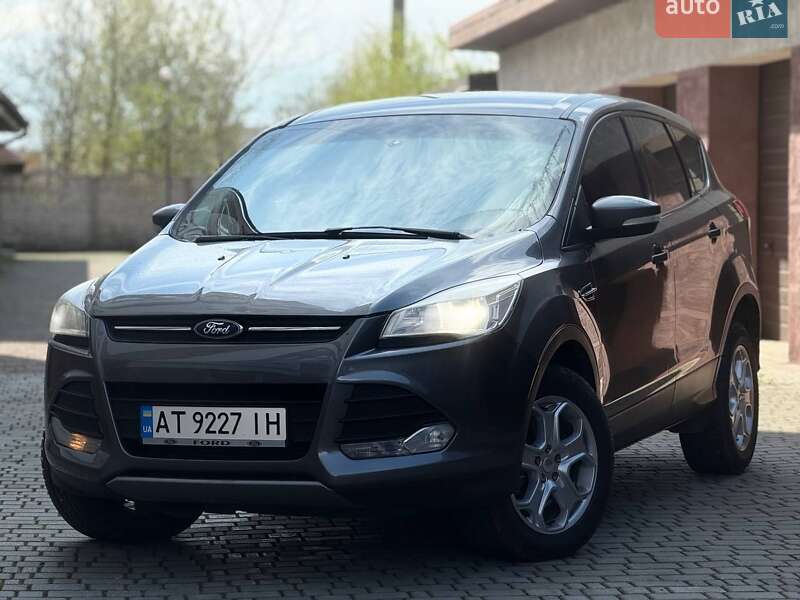 Позашляховик / Кросовер Ford Kuga 2014 в Івано-Франківську