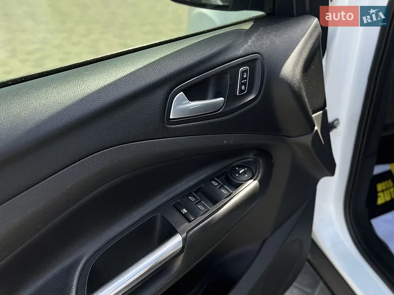 Ford Kuga 2014 VIN WF0AXXWPMAEU83257 фото оголошення 10 з 65