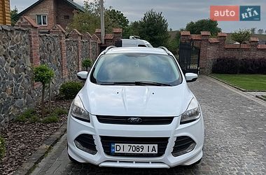 Позашляховик / Кросовер Ford Kuga 2015 в Львові