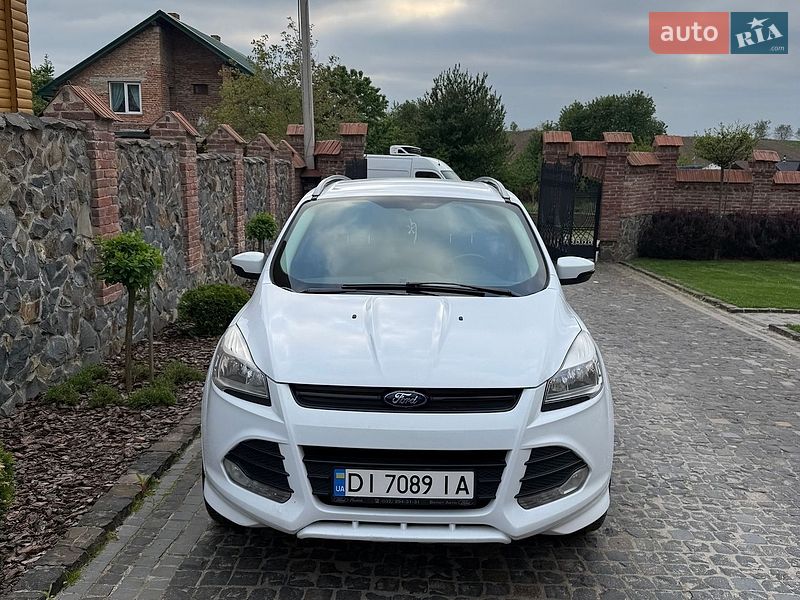 Позашляховик / Кросовер Ford Kuga 2015 в Львові