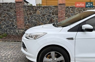 Позашляховик / Кросовер Ford Kuga 2015 в Львові