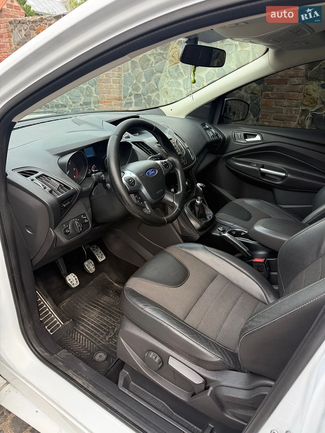 2015 Ford Kuga - мініатюра 15