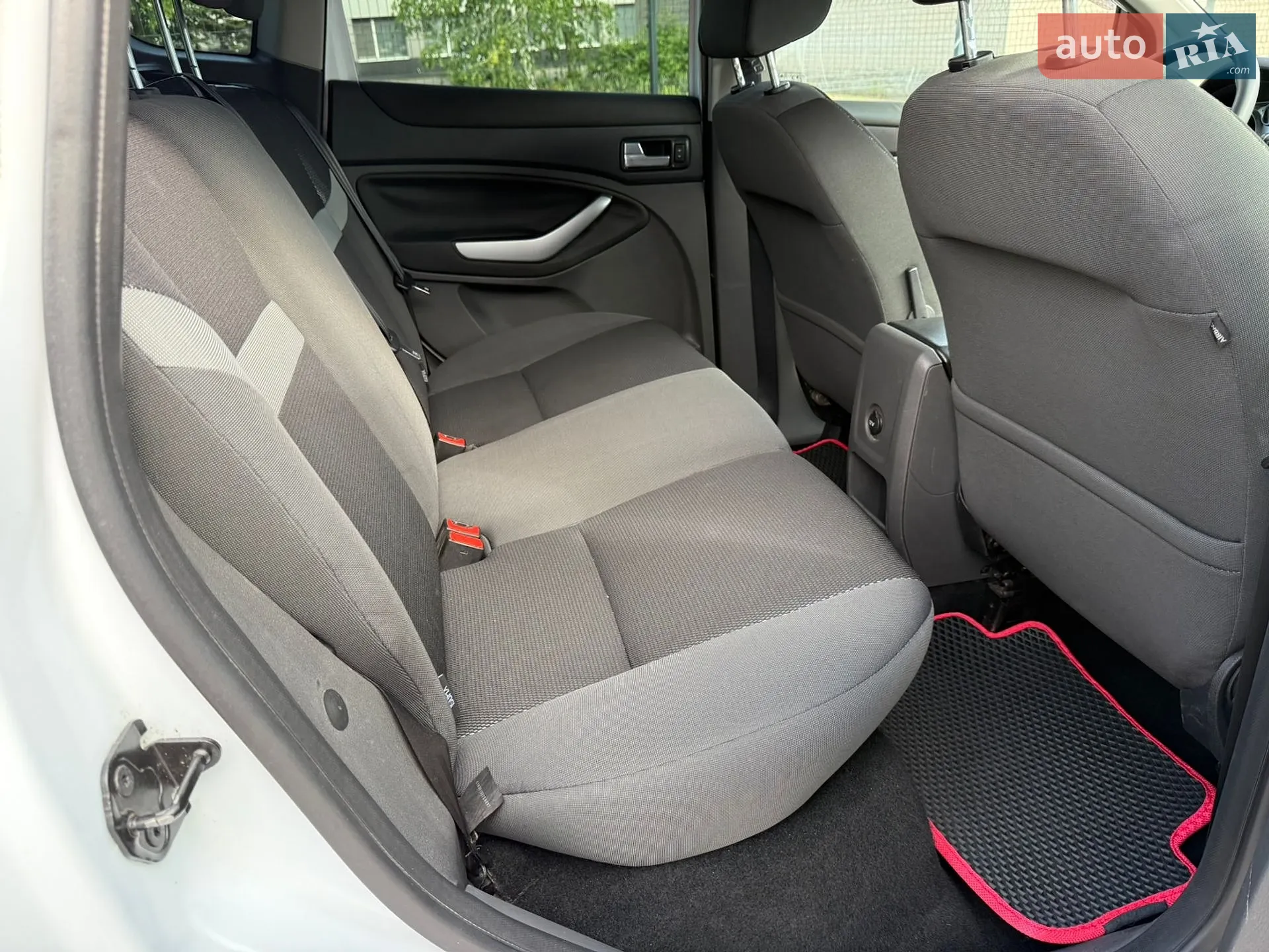 2012 Ford Kuga - мініатюра 21