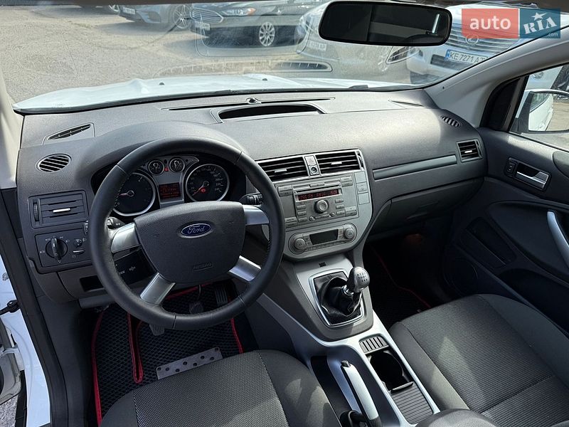 Позашляховик / Кросовер Ford Kuga 2012 в Дніпрі