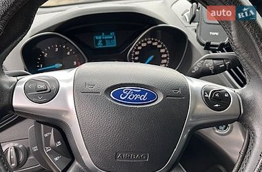 Внедорожник / Кроссовер Ford Kuga 2015 в Харькове