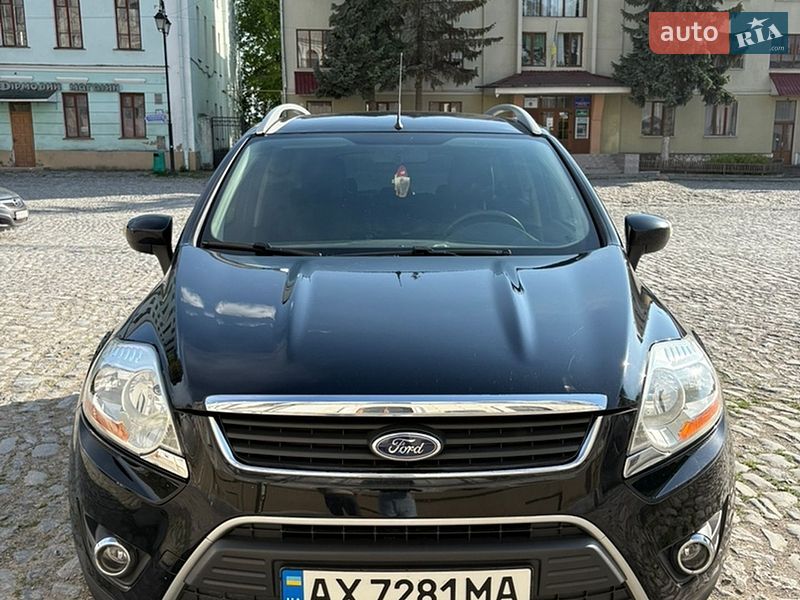 Внедорожник / Кроссовер Ford Kuga 2010 в Каменец-Подольском