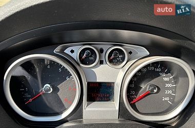 Внедорожник / Кроссовер Ford Kuga 2010 в Каменец-Подольском