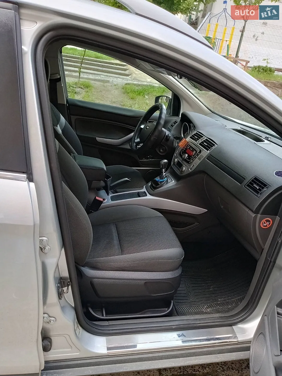 2010 Ford Kuga - мініатюра 12
