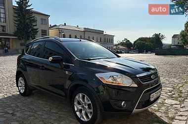 Позашляховик / Кросовер Ford Kuga 2010 в Кам'янець-Подільському