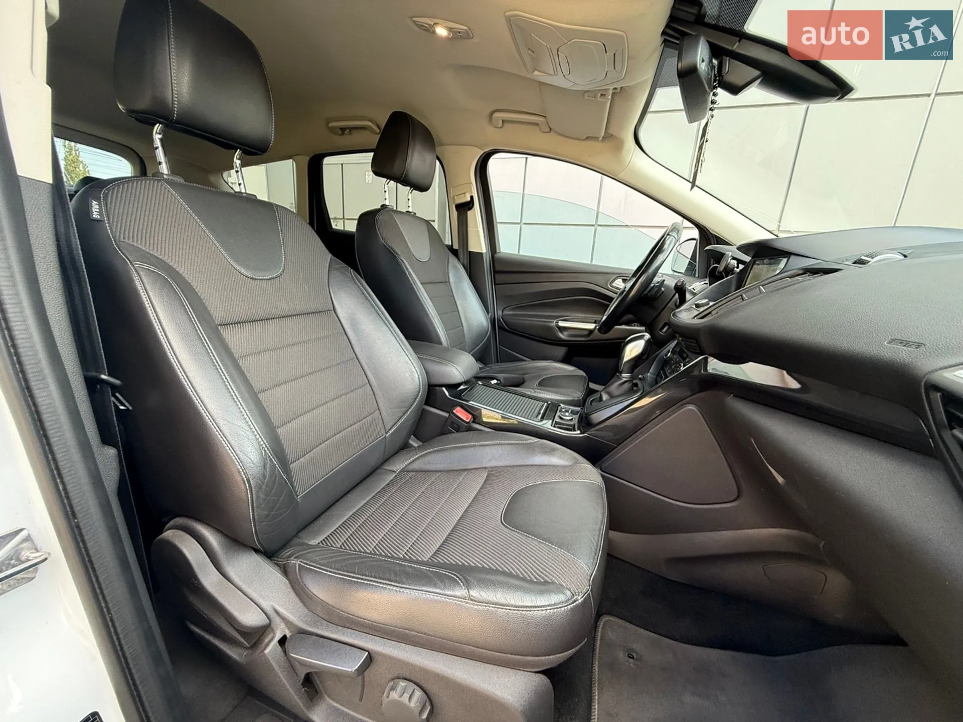 2017 Ford Kuga - мініатюра 31