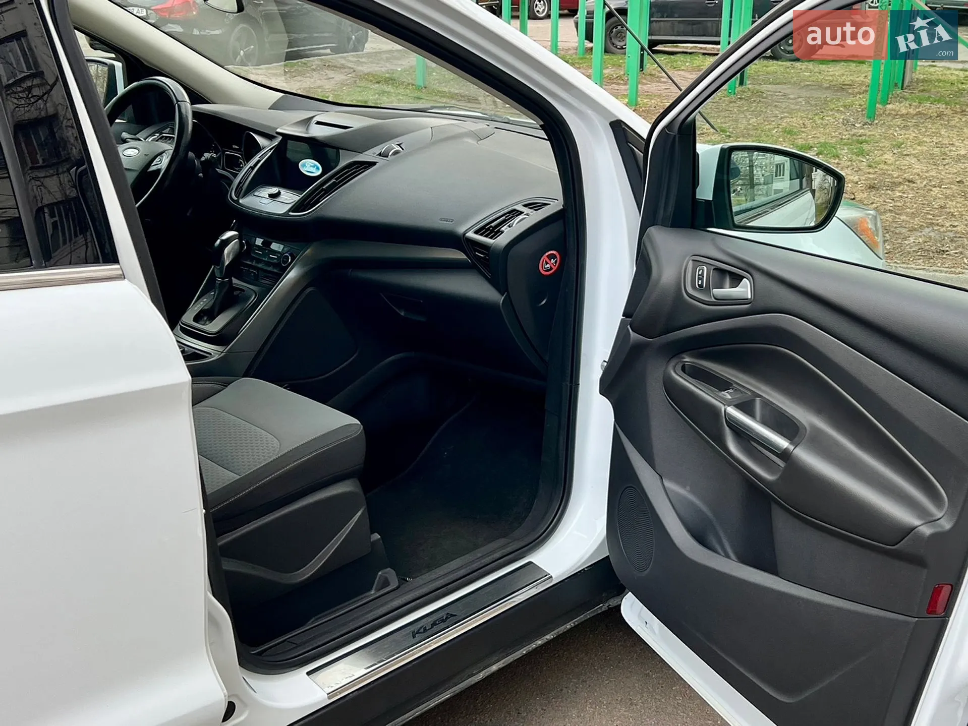 2016 Ford Kuga - мініатюра 19