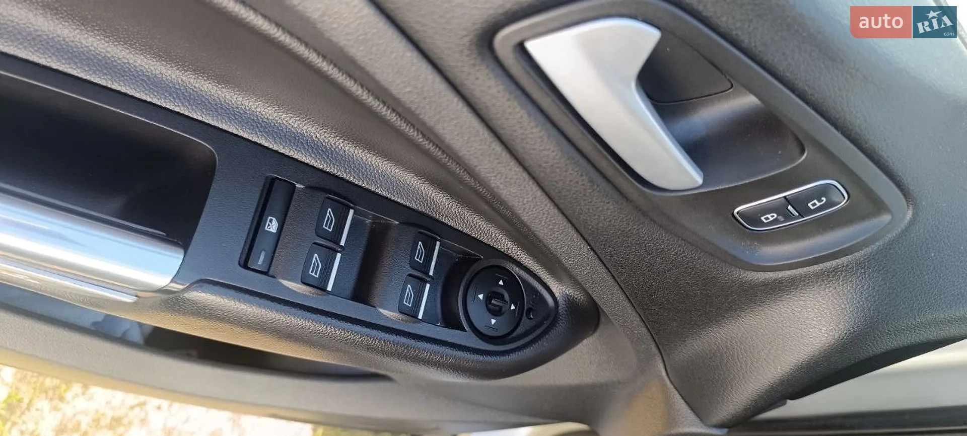 2017 Ford Kuga - мініатюра 22