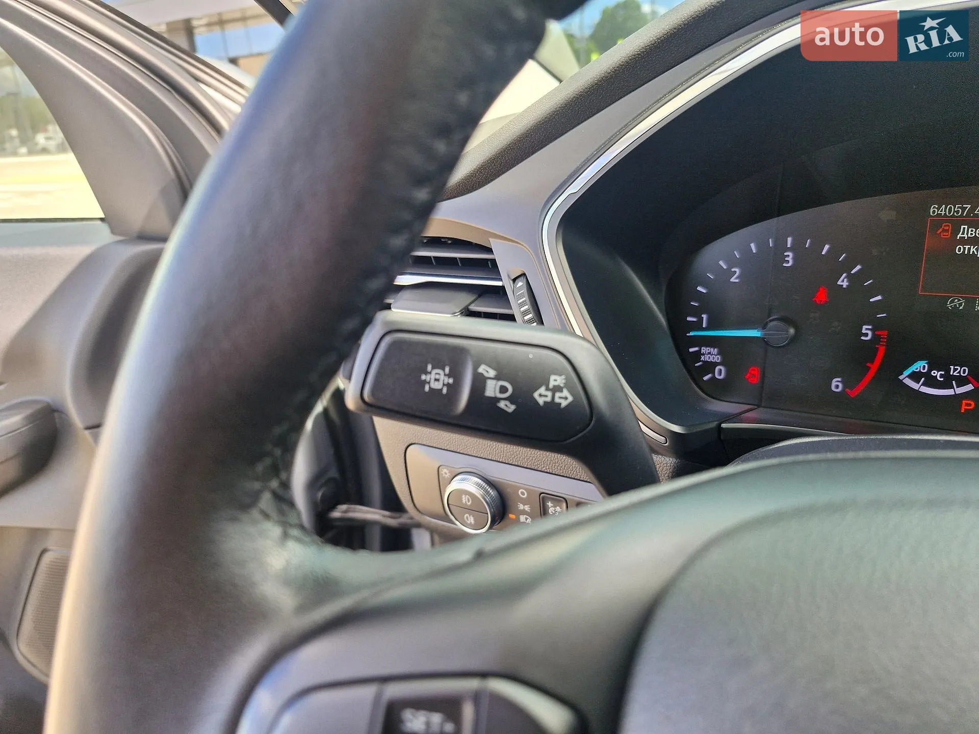 2020 Ford Kuga - мініатюра 25