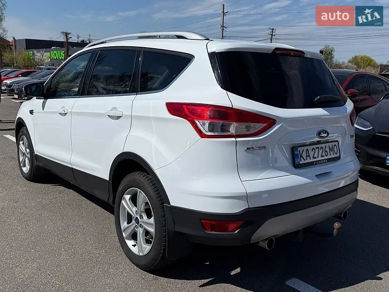 Ford Kuga 2013 VIN WF0AXXWPMADP44605 фото оголошення 2 з 36