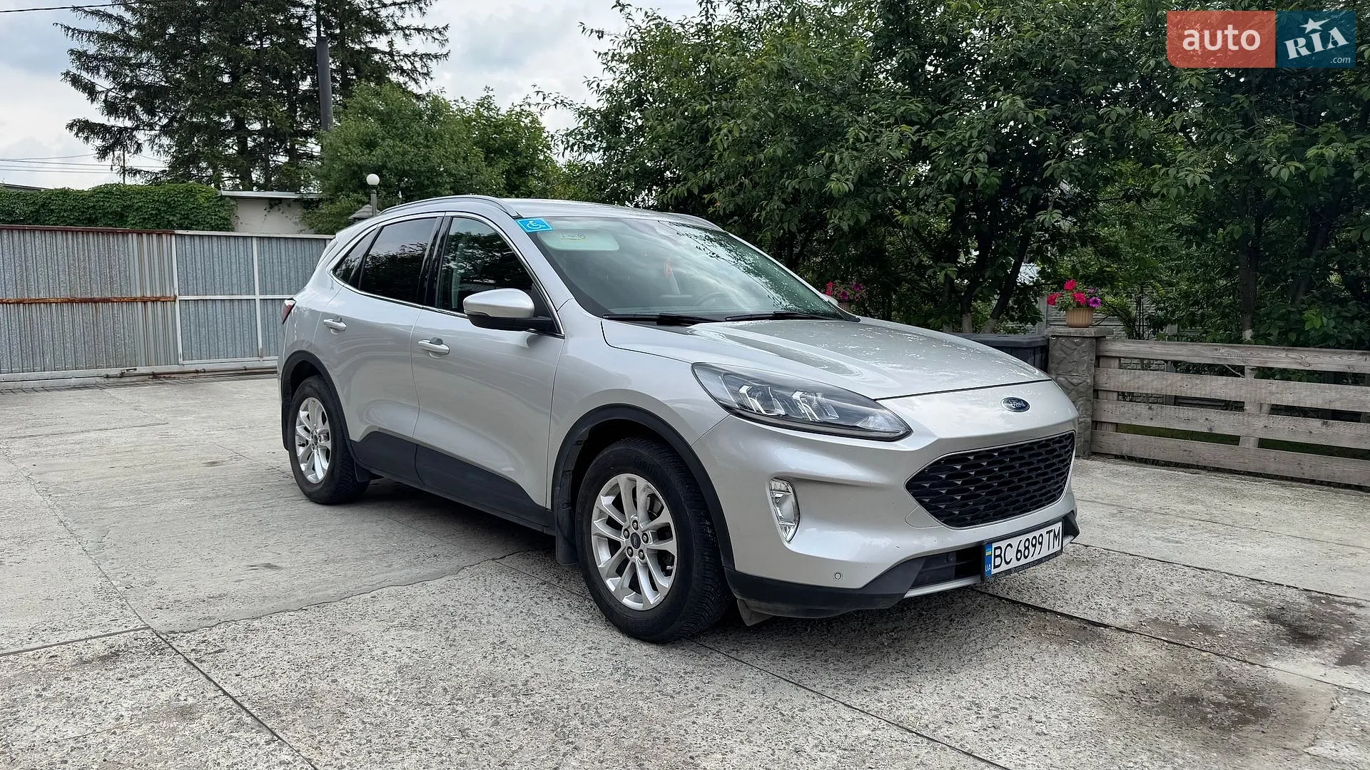 2020 Ford Kuga - фото 1