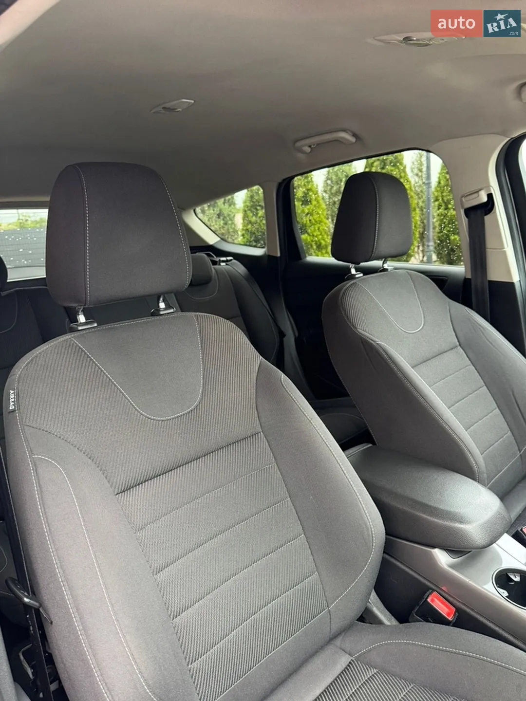 2015 Ford Kuga - мініатюра 39