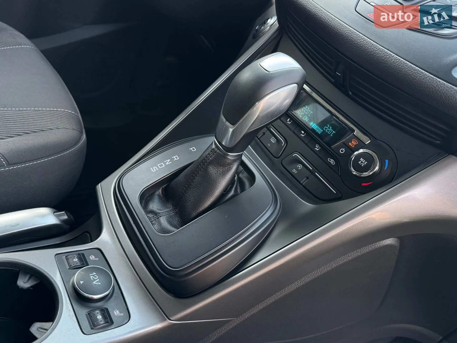 2015 Ford Kuga - мініатюра 25