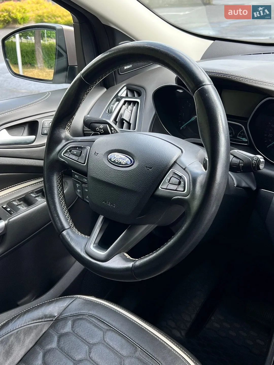 2017 Ford Kuga - мініатюра 35