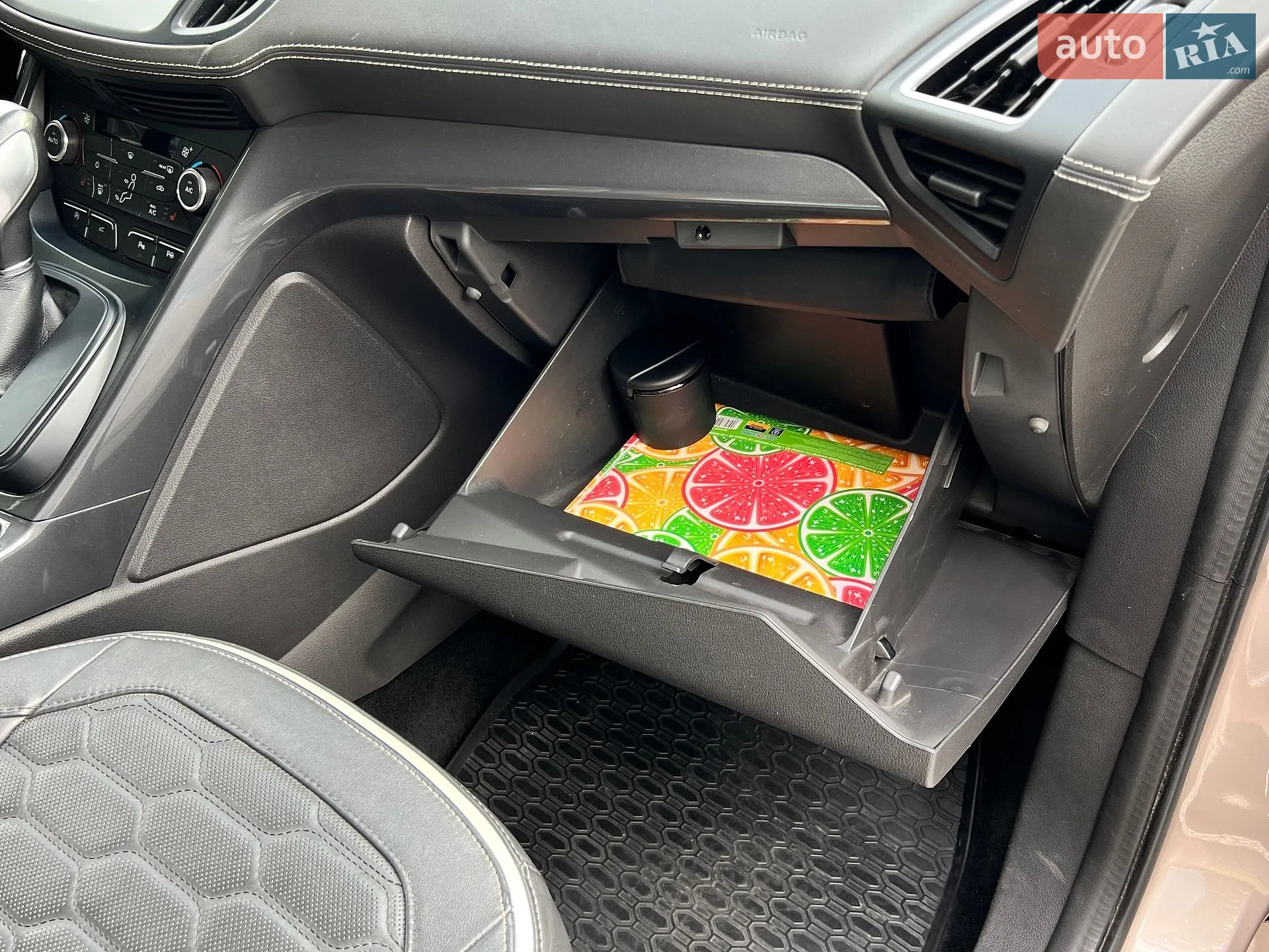 2017 Ford Kuga - мініатюра 38